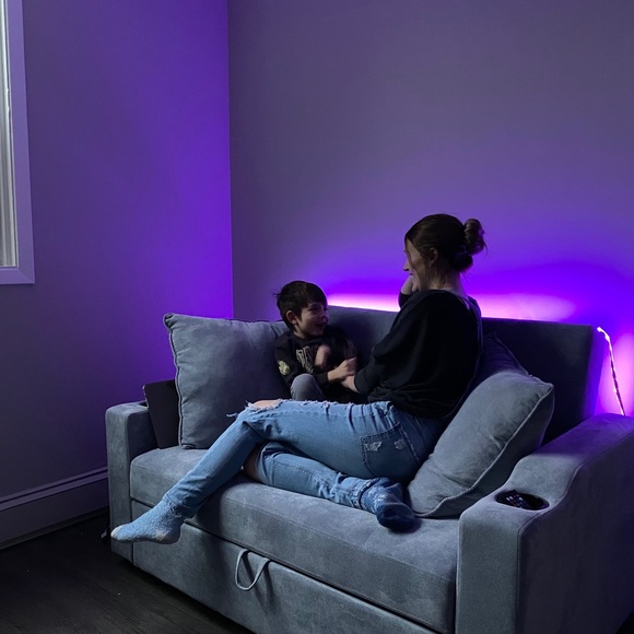 Meet your Posher, Samantha - Picture 1 of 1